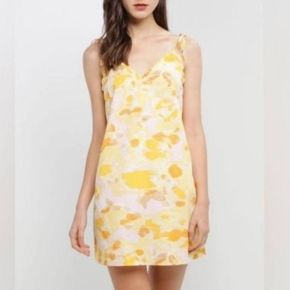Vero‎ Moda yellow sundress size small new with tags spaghetti straps ruffle hem - Picture 1 of 10